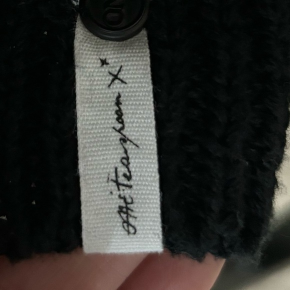 One Teaspoon Chunky Knit Fringe Sweater - Picture 9 of 16